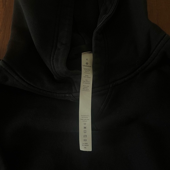 lululemon athletica Black Hoodie - Picture 2 of 3